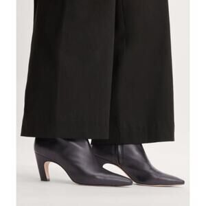 Everlane The Short Banana Boot in Black Leather Size 6 New Without Box!